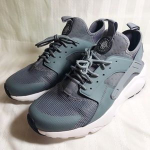 Nike Men's Air Huarache Run Ultra Sz 9.5 Cool Grey